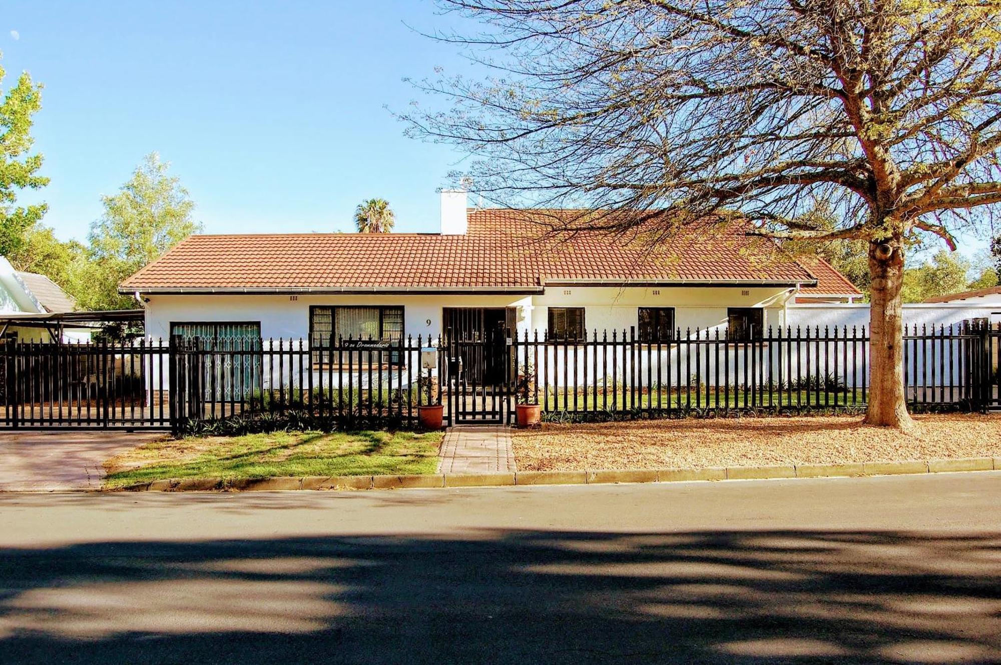 Hotel 9 On Drommedaris Stellenbosch Exterior foto